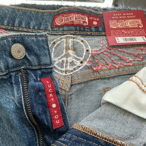 Lucky Brand boot cut jeans. NWT. - Picture 3 of 6